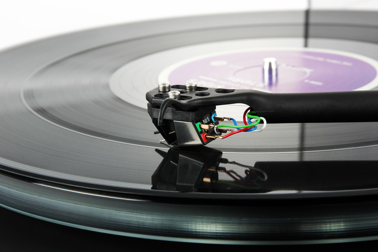 Rega Planar 6 Turntable with Neo PSU (Polaris Grey) - Image 13