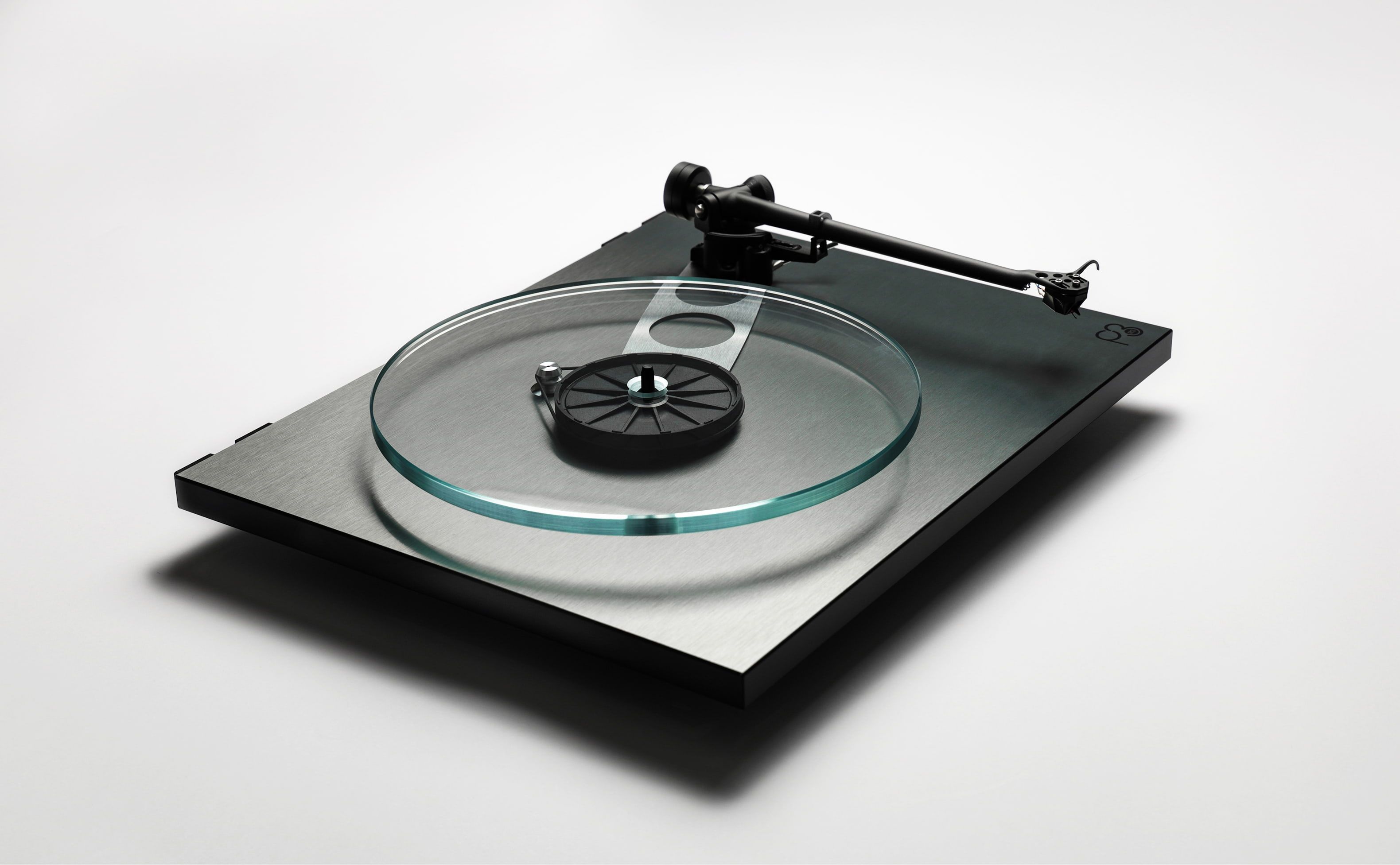 Rega Planar 3 RS Edition (Rega Special) Turntable with Nd5 Cartridge and Neo PSU MK2 (Dark Metallic Brushed Aluminum) - Image 4