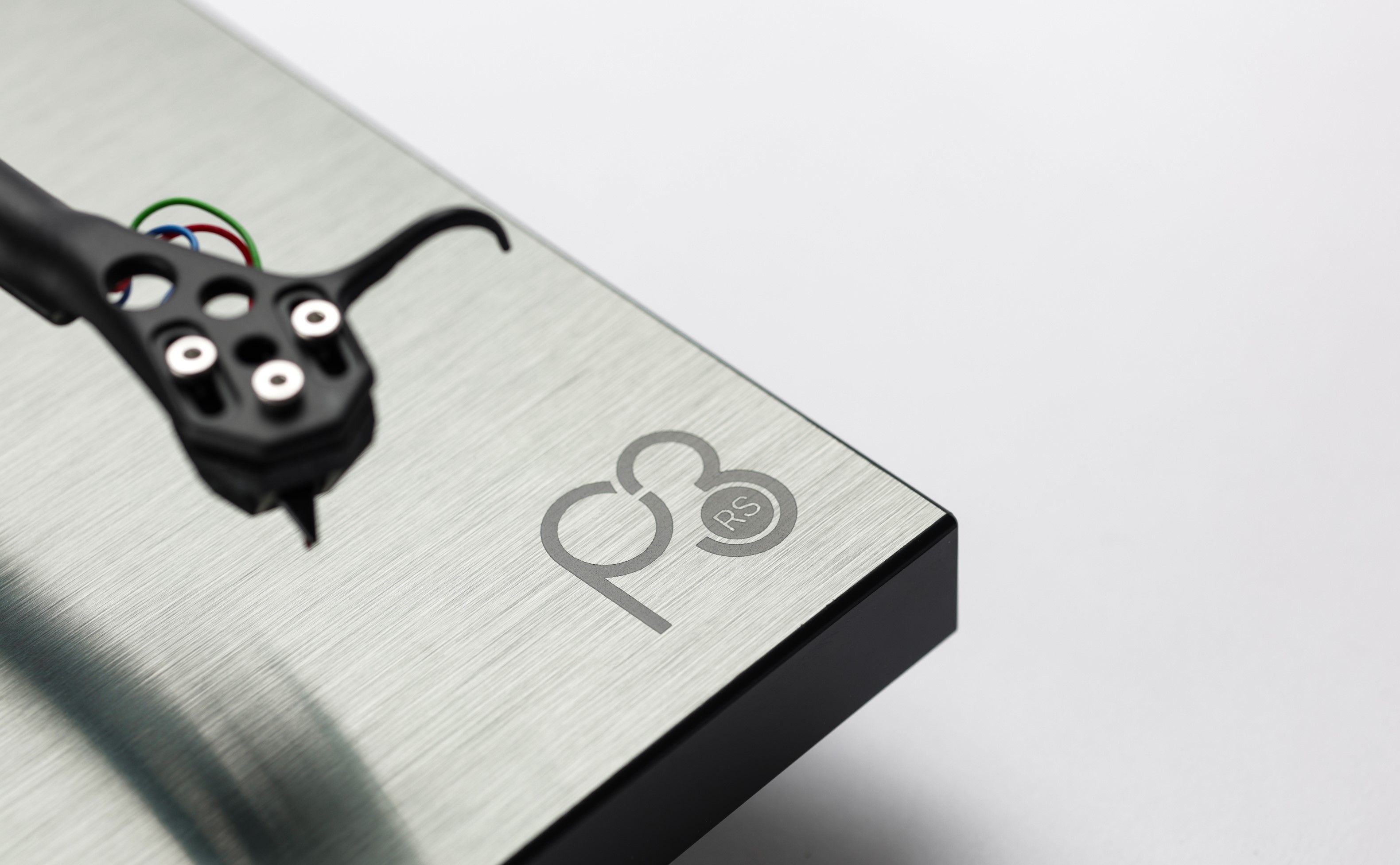 Rega Planar 3 RS Edition (Rega Special) Turntable with Nd5 Cartridge and Neo PSU MK2 (Dark Metallic Brushed Aluminum) - Image 6