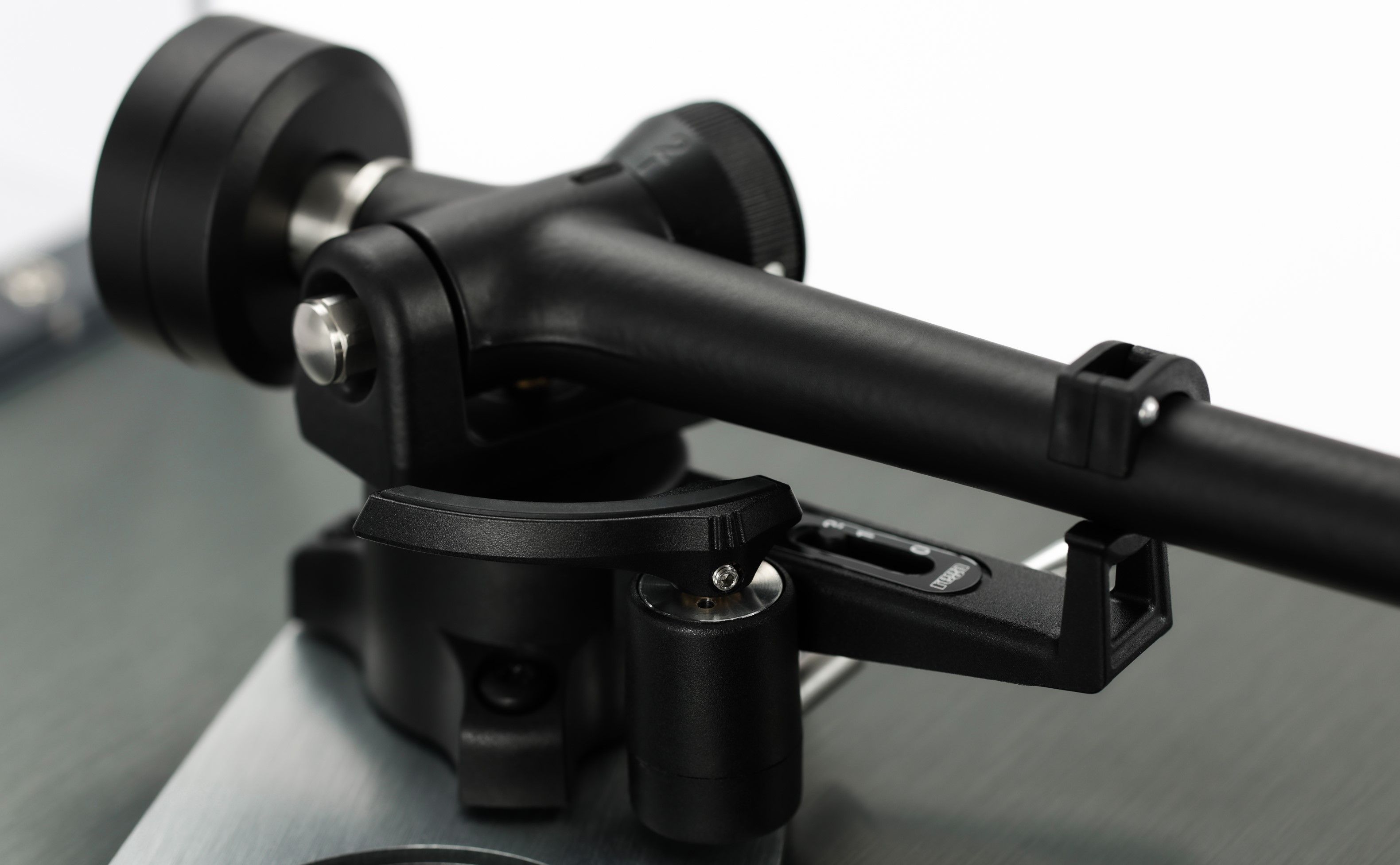 Rega Planar 3 RS Edition (Rega Special) Turntable with Nd5 Cartridge and Neo PSU MK2 (Dark Metallic Brushed Aluminum) - Image 8