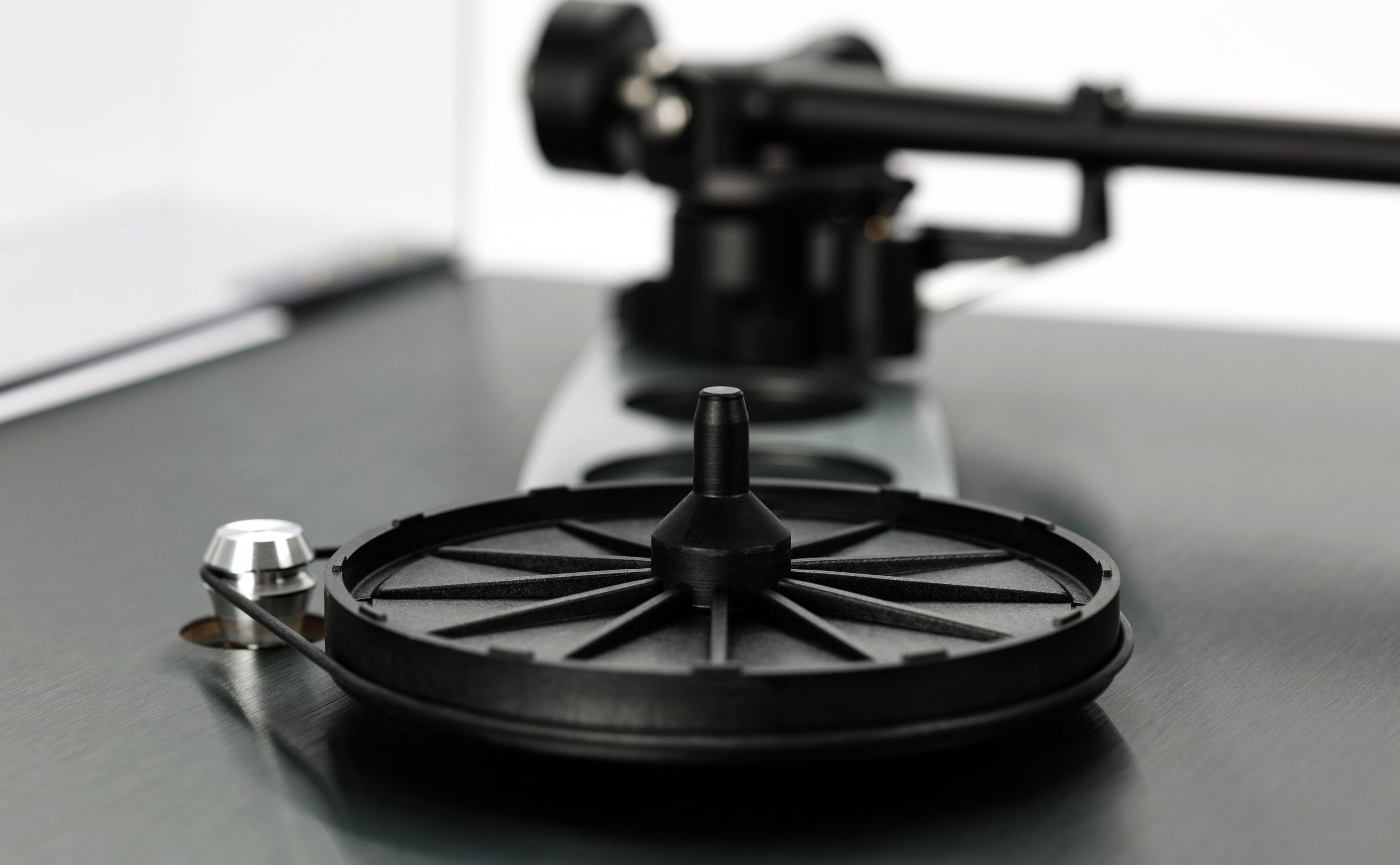 Rega Planar 3 RS Edition (Rega Special) Turntable with Nd5 Cartridge and Neo PSU MK2 (Dark Metallic Brushed Aluminum) - Image 10
